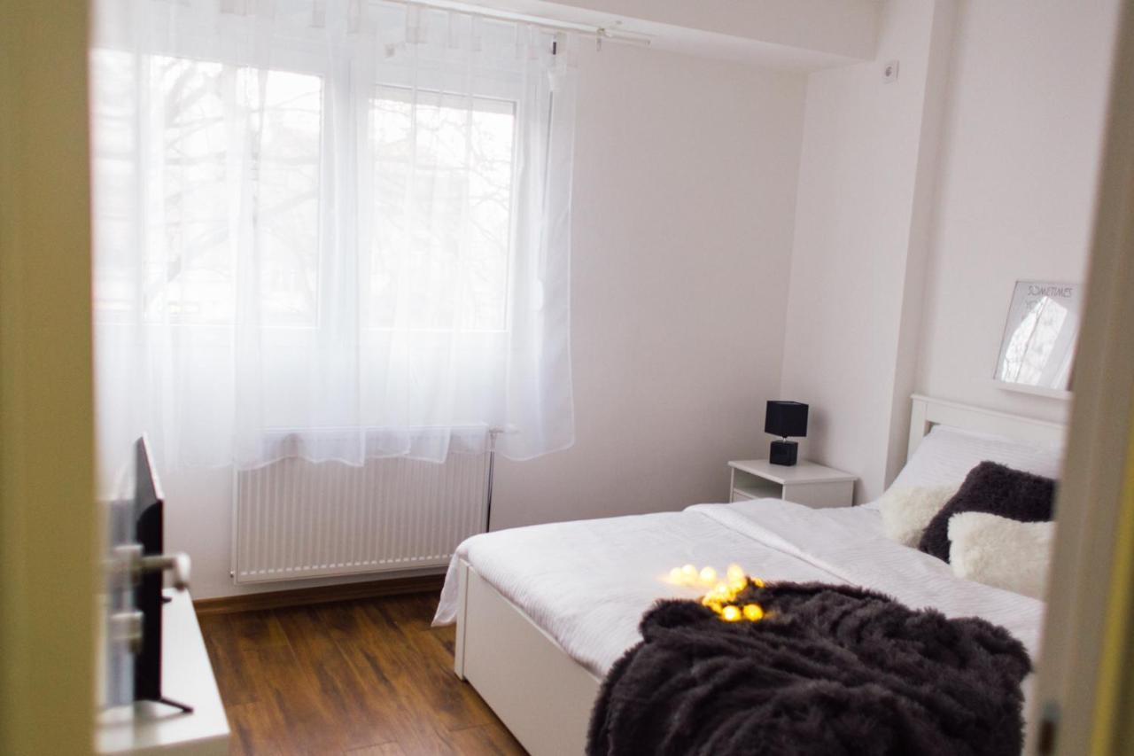 New Center Apartments Ni 외부 사진